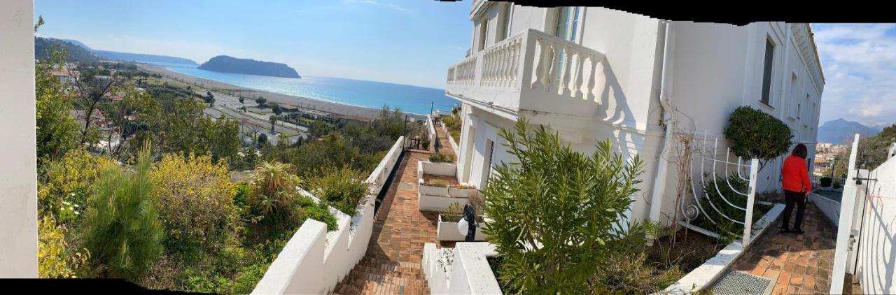 Appartamento Nel Fabbricato Denominato Il Castello Praia a Mare Dış mekan fotoğraf