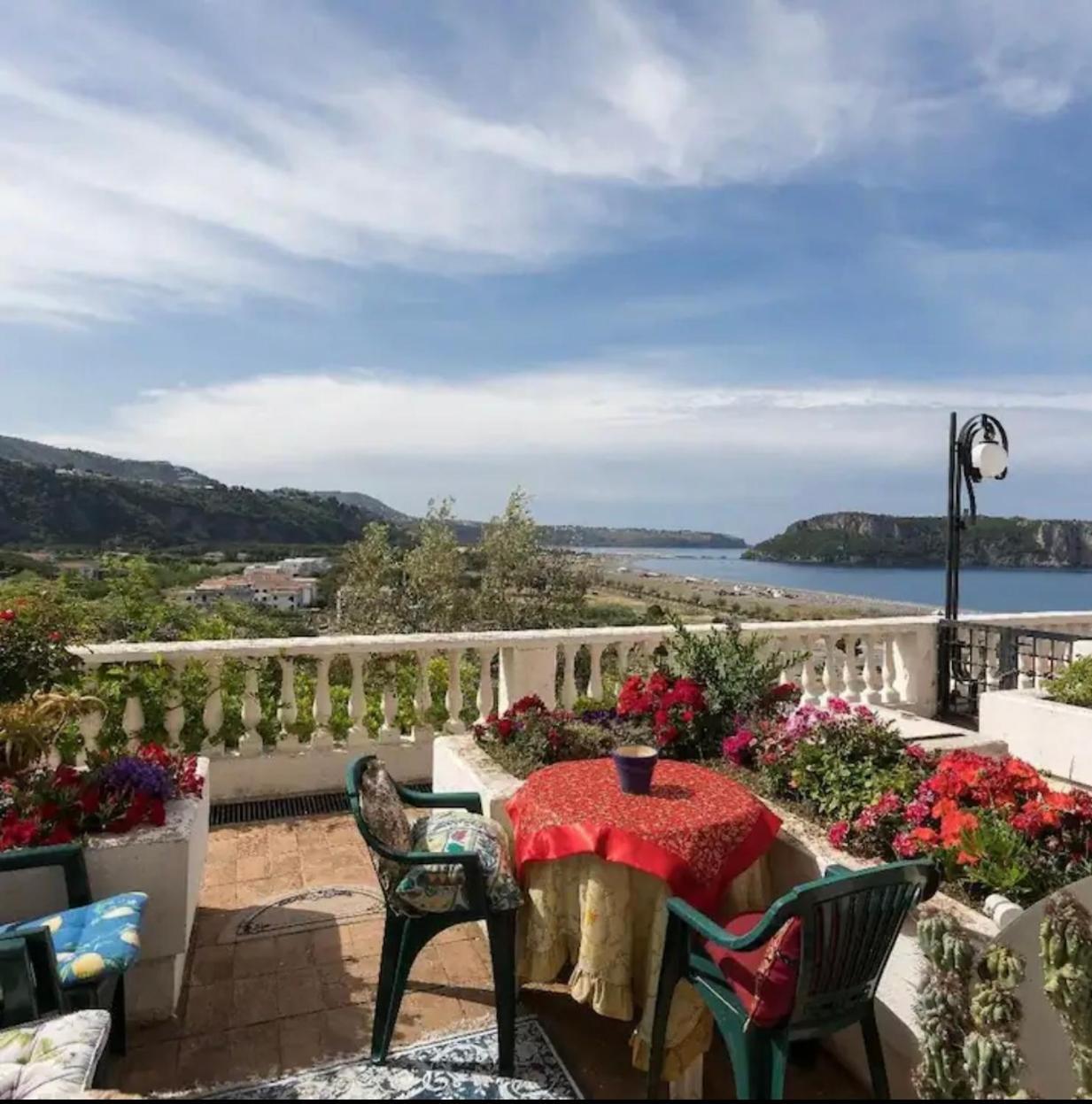 Appartamento Nel Fabbricato Denominato Il Castello Praia a Mare Dış mekan fotoğraf